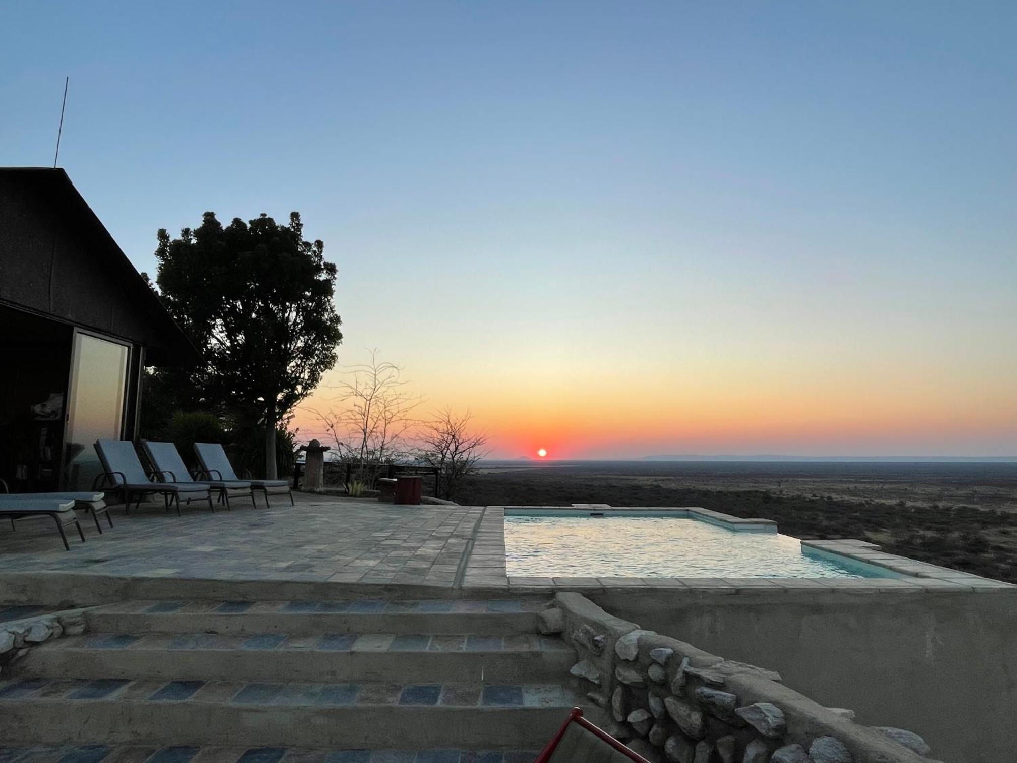 Aloegrove Safari Lodge Otjiwarongo Kültér fotó
